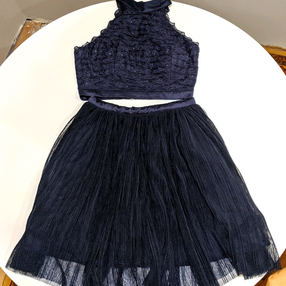 Navy 2 piece Special Occasion Dress, Size Junior 1
